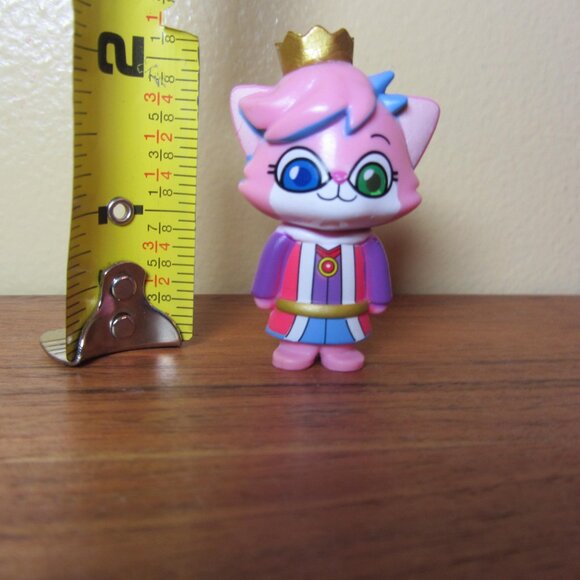 Ryan’s World Mini figure queen alpha lexa (W5275) - Picture 3 of 6